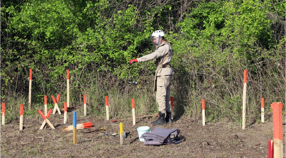 oten-ay-7-min-hektardan-chox-erazi-minalardan-temizlenib-2