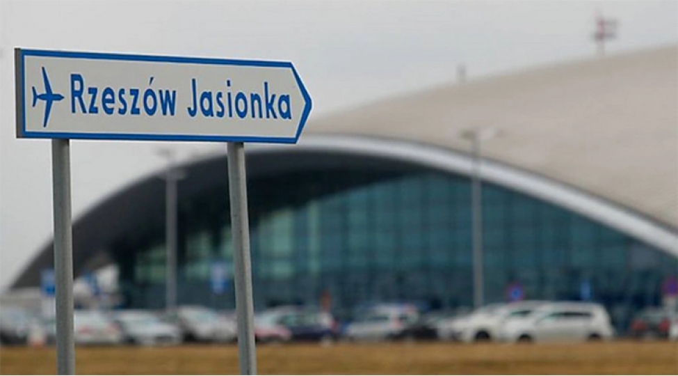 polsha-hava-limanlarini-baglayib