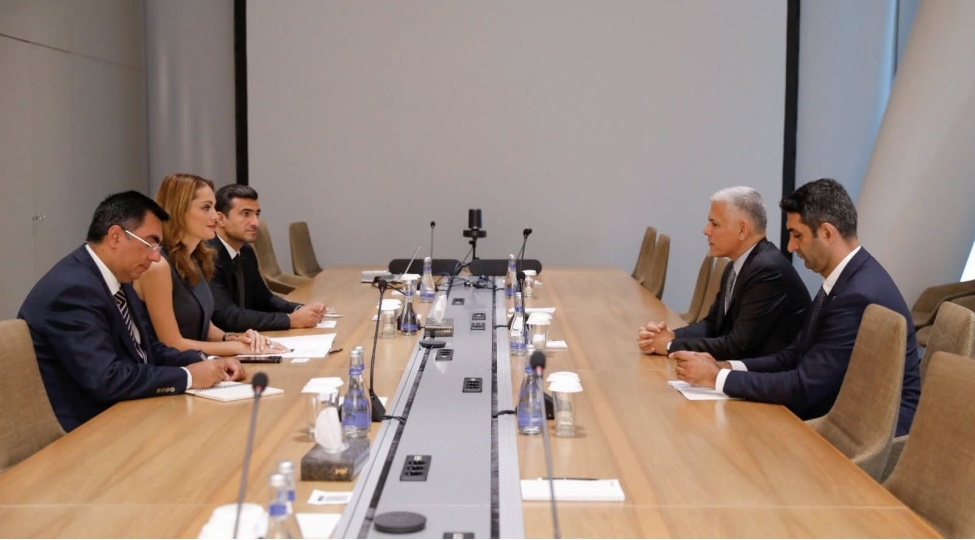 socar-in-vitse-prezidenti-ziba-mustafayeva-turkiyenin-ozyegin-universitetinin-rektoru-ile-gorushub