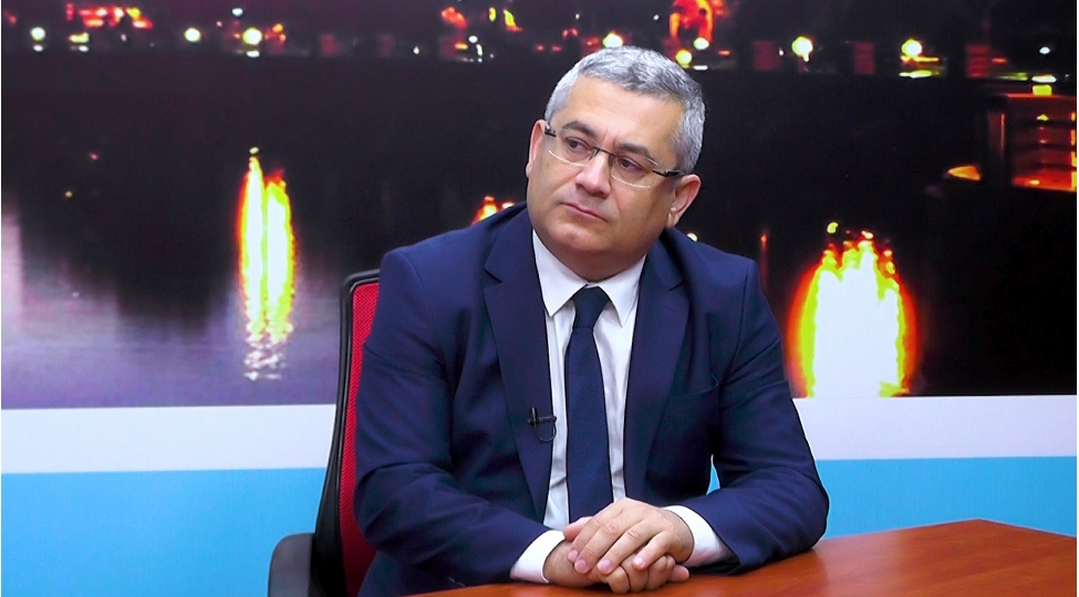 geleceyimizin-dayaqlari-ticaret-korpuleri-uzerinde-yukselir