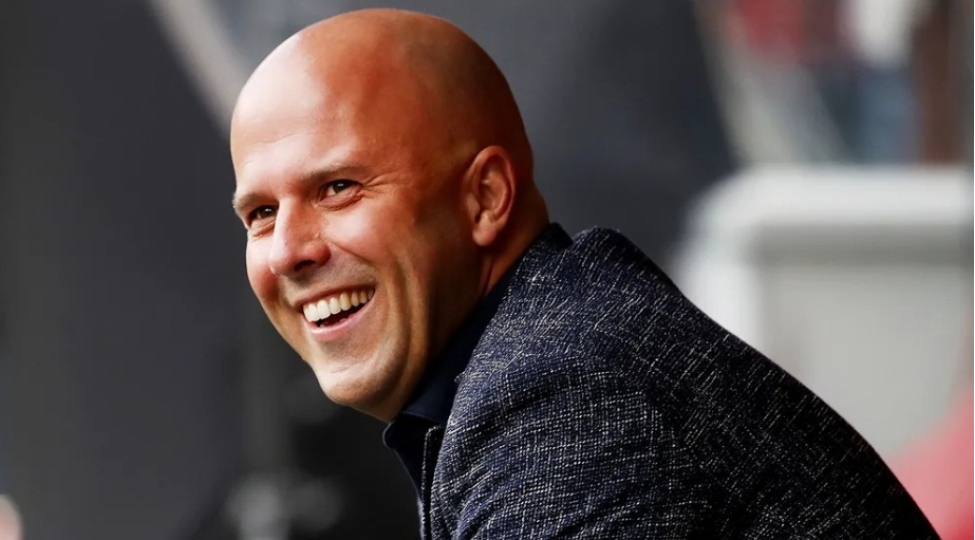 liverpulun-bash-meshqchisi-premyer-liqada-oten-ayin-en-yaxshisi-sechilib