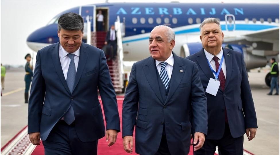 bash-nazir-eli-esedov-qirgizistanda-seferdedir
