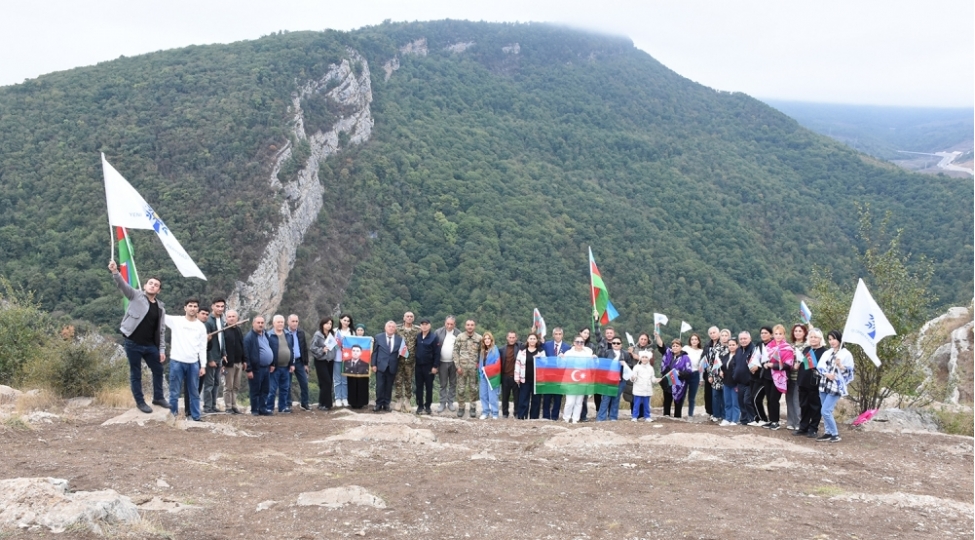 yap-qaradag-rayon-teshkilati-dovlet-suverenliyi-gununu-lachin-shusha-ve-xankendi-sheherlerinde-qeyd-edibler