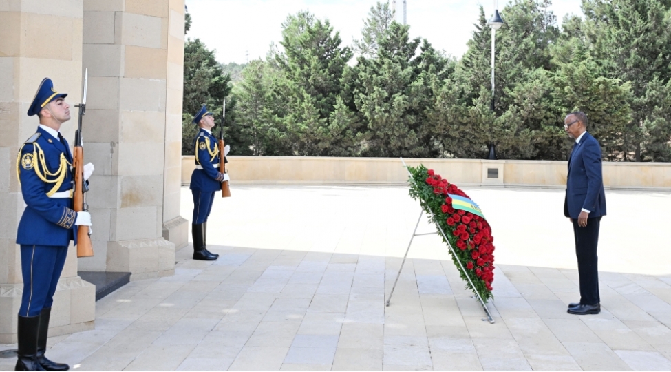 ruanda-prezidenti-pol-kaqame-bakida-shehidlerin-xatiresini-anib