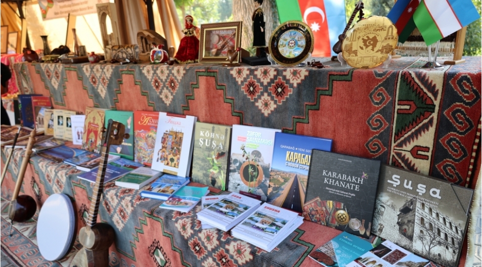 azerbaycan-ozbekistanda-beynelxalq-festivalda-temsil-olunub