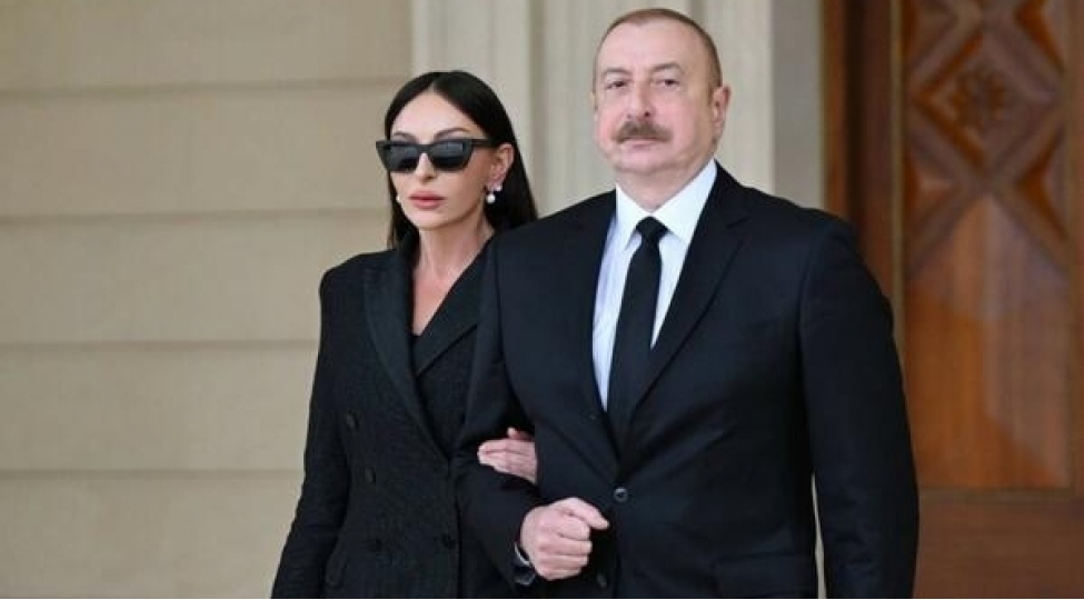 milli-meclis-qurtulush-gunu-ile-bagli-prezidente-ve-birinci-vitse-prezidente-tebrik-unvanlayib
