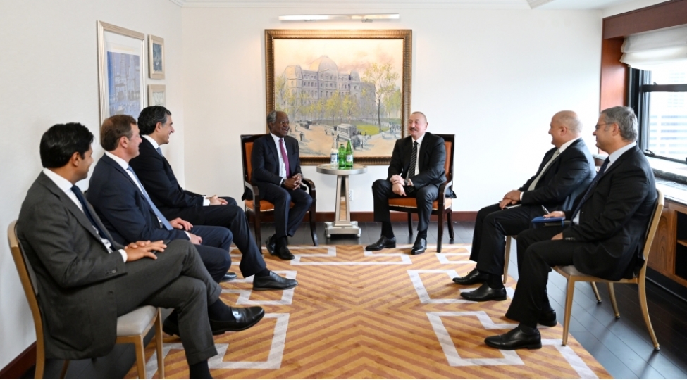 prezident-ilham-eliyev-nyu-yorkda-global-infrastructure-partners-shirketinin-tesischisi-sedri-ve-bash-icrachi-direktoru-ile-gorushub