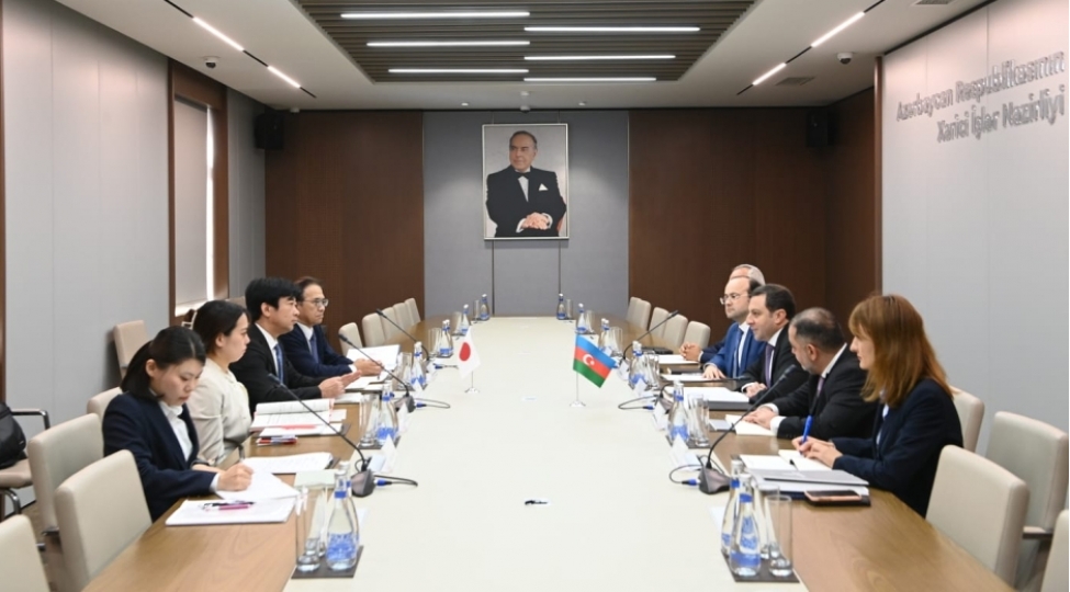 azerbaycanla-yaponiya-arasinda-siyasi-meslehetleshmeler-aparilib