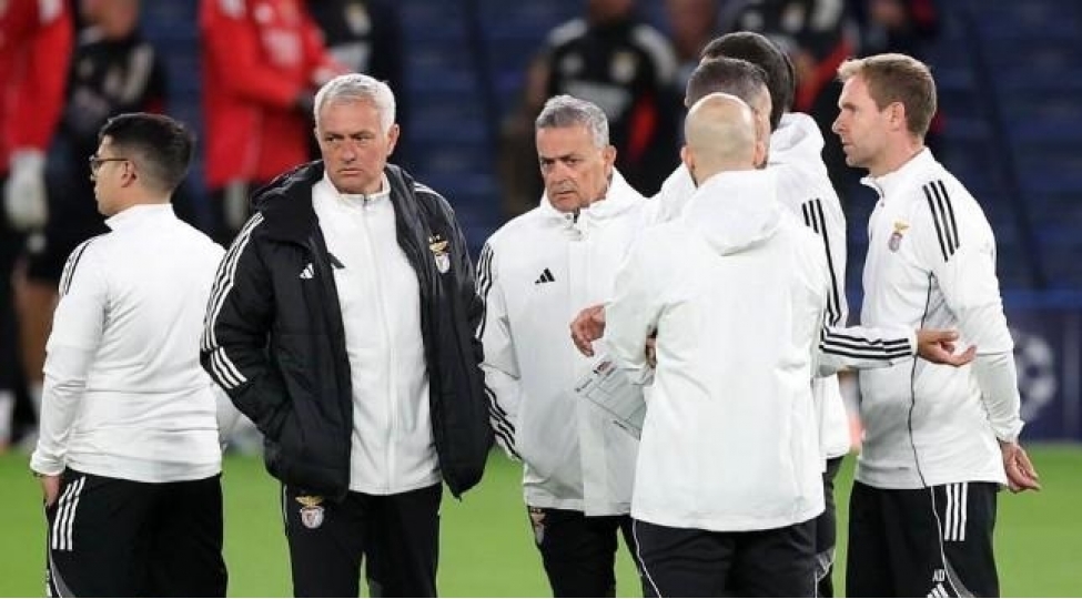 benfikanin-meshqchi-ve-futbolchulari-virusa-yoluxdu