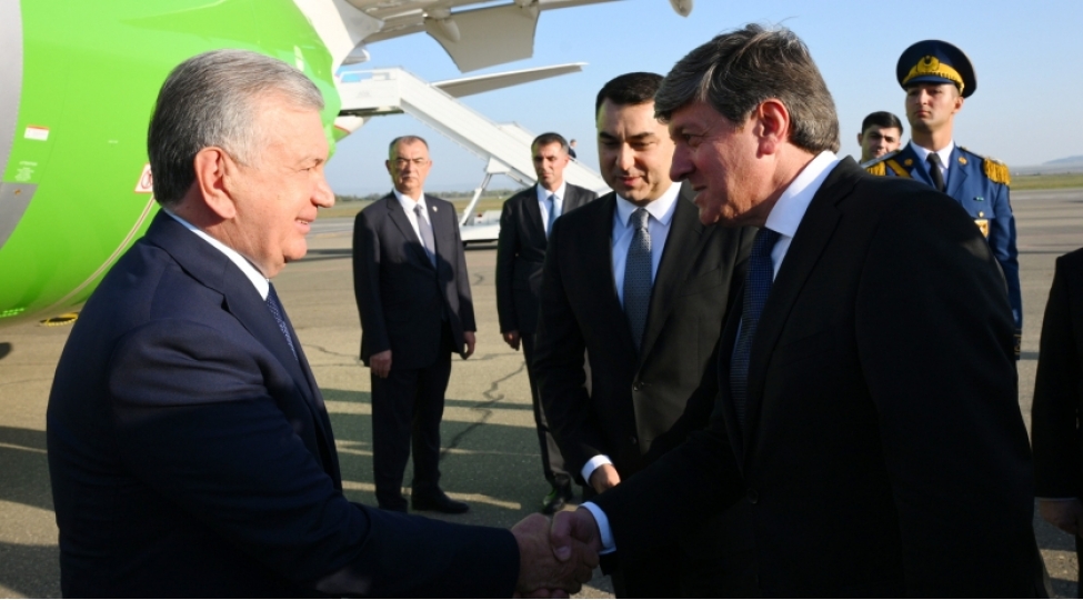 ozbekistan-prezidenti-shavkat-mirziyoyev-azerbaycanda-seferdedir