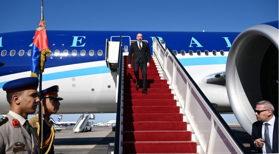 Prezident İlham Əliyev Misirə işgüzar səfərə gəlib