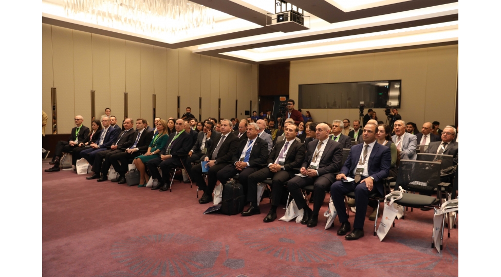 bakida-suni-intellekt-ve-verilenler-elmi-uzre-ii-avrasiya-forumu-kechirilir