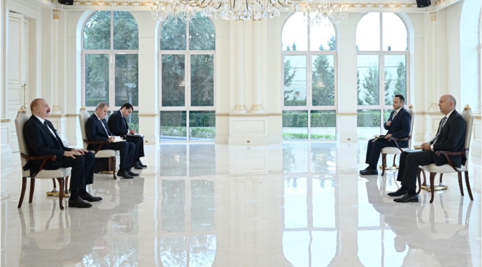prezident-ilham-eliyev-misirin-olkemizde-yeni-teyin-olunmush-sefirinin-etimadnamesini-qebul-edib