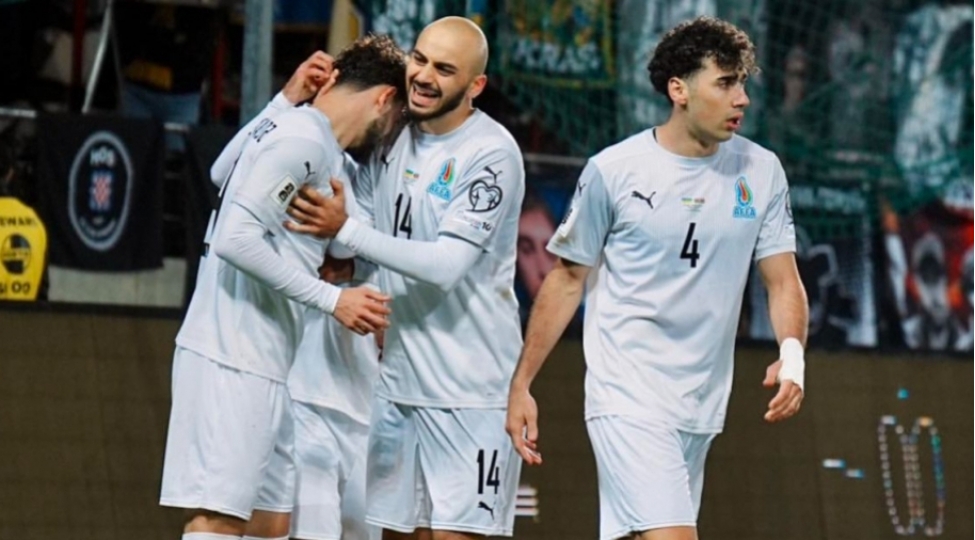 azerbaycan-millisi-fifa-reytinqinde-irelileyib-3