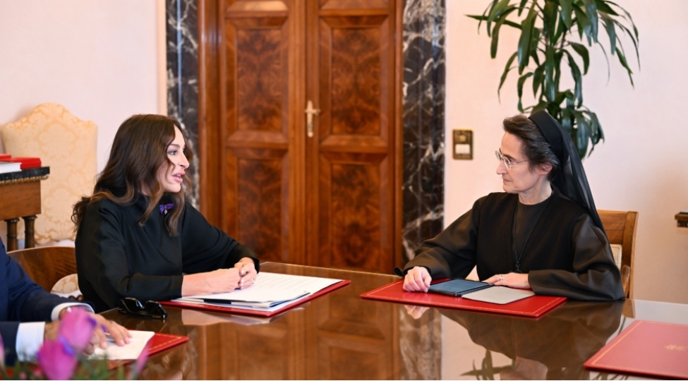 birinci-vitse-prezident-mehriban-eliyevanin-vatikan-sheher-dovletinin-qubernatorlugunun-prezidenti-ile-gorushu-olub