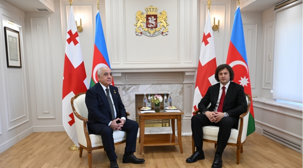 bash-nazir-eli-esedov-tbiliside-gurcustanin-bash-naziri-irakli-kobaxidze-ile-gorushub