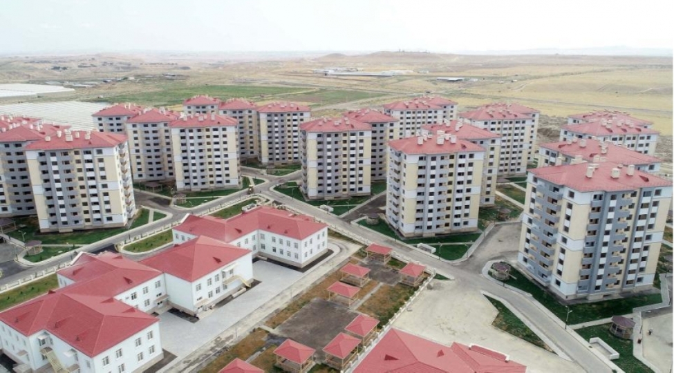 nazirlik-sosial-layihe-olan-menzil-satishi-davam-edir