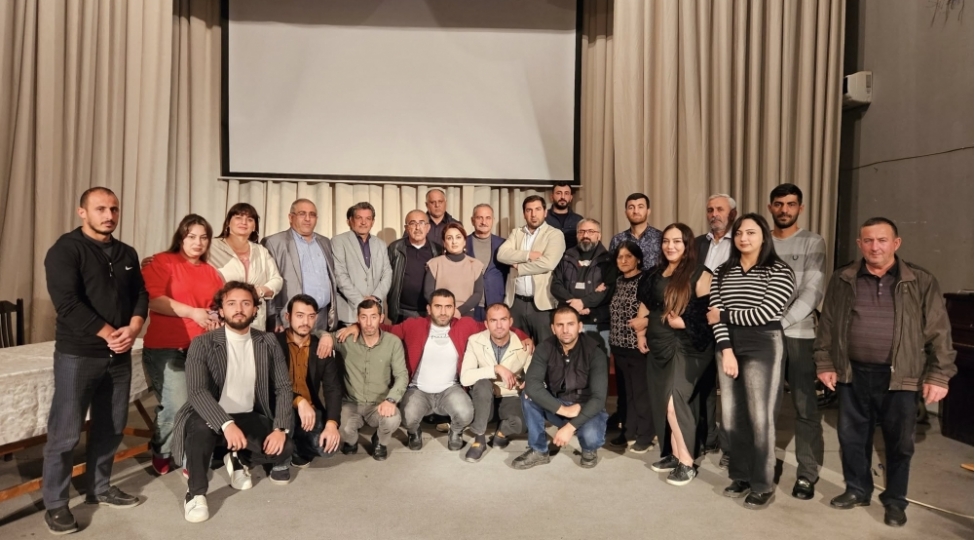 regionlarda-peshekar-teatr-dersleri-layihenin-budefeki-unvani-agdam-teatri-olub