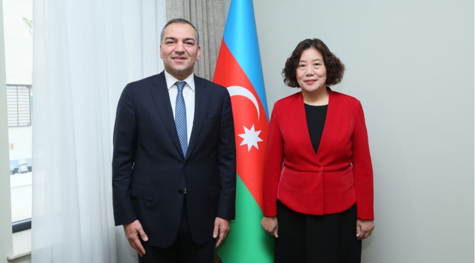 azerbaycan-ve-chin-arasinda-turizm-elaqeleri-muzakire-olunub