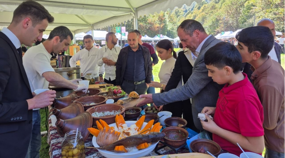 lerikde-ilk-defe-eko-festival-kechirilib