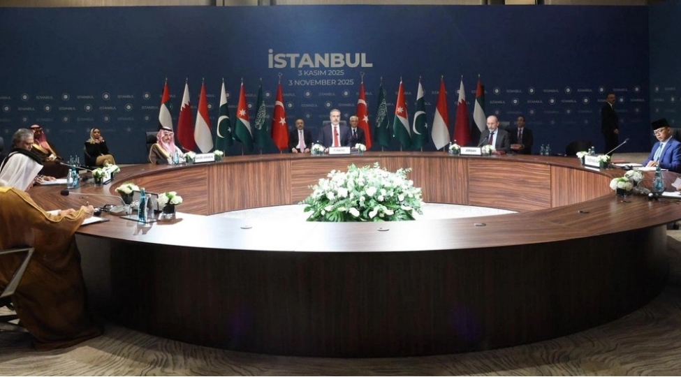 istanbulda-turkiyenin-teshebbusu-ile-qezza-zirvesi-bashlayib