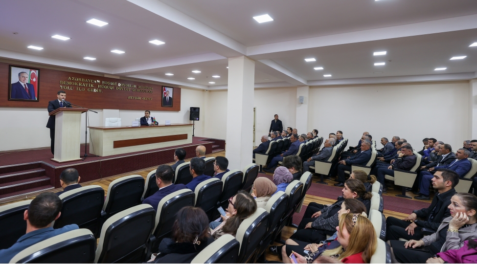 saatli-rayonunda-sahibkarlarla-gorush-kechirilib