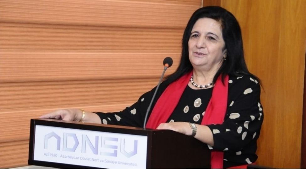 demir-yumruq-xalqin-birlik-ve-guc-simvolu