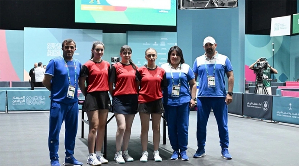 azerbaycanin-stolustu-tennis-millisi-islamiadanin-yarimfinalina-yukselib