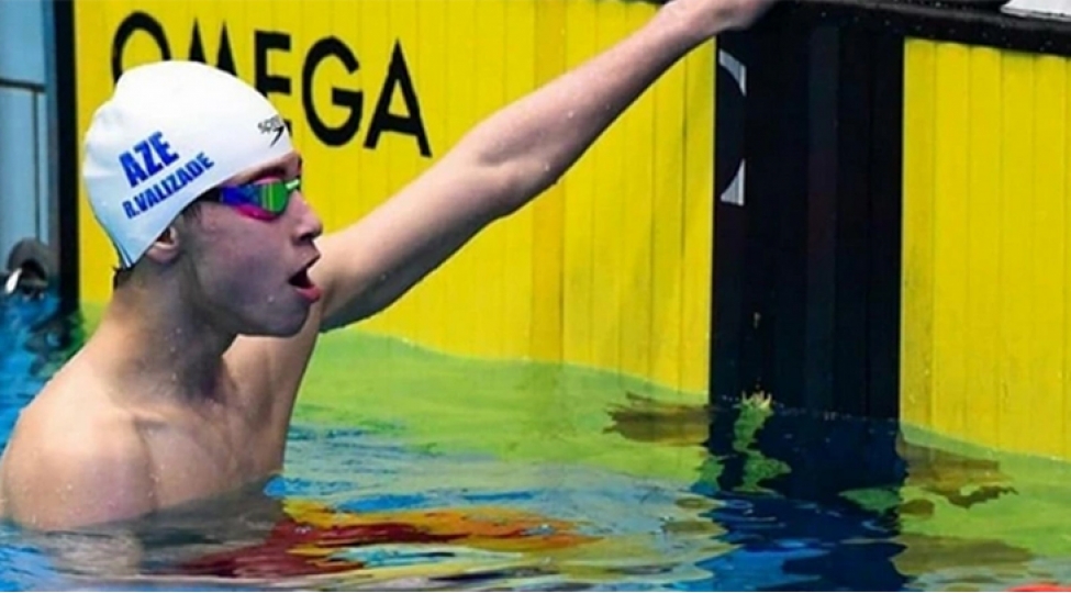 azerbaycan-uzguchusu-islamiadada-gumush-medal-qazanib