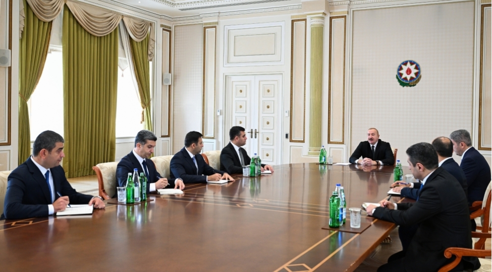 azerbaycan-idarechiliyinin-devizine-chevrilmish-esas-prinsip