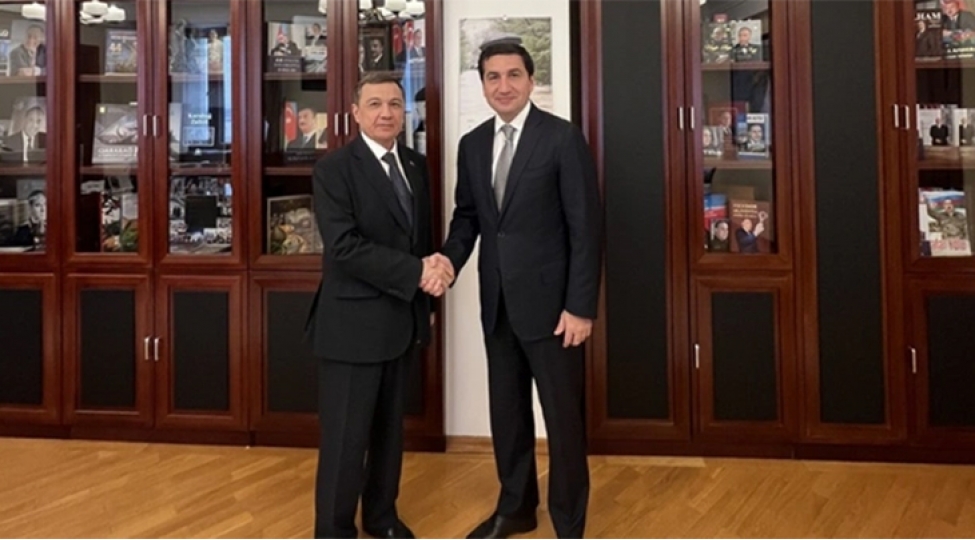 hikmet-haciyev-turkmenistanin-azerbaycandaki-sefiri-ile-gorushub