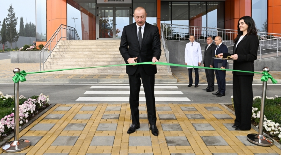 prezident-ilham-eliyev-derman-preparatlari-istehsali-muessisesinin-achilishinda-ishtirak-edib