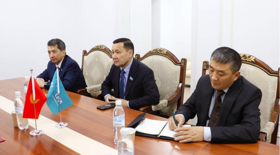 turkpa-beynelxalq-sechki-mushahide-missiyasi-qirgizistanin-xarici-ishler-nazirinin-muavini-ile-gorushub