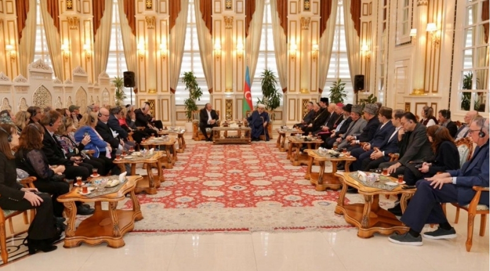 allahshukur-pashazade-ermeni-kilsesi-ve-diasporasi-sulh-prosesini-pozmaq-uchun-var-gucu-ile-dagidici-tebligat-aparir