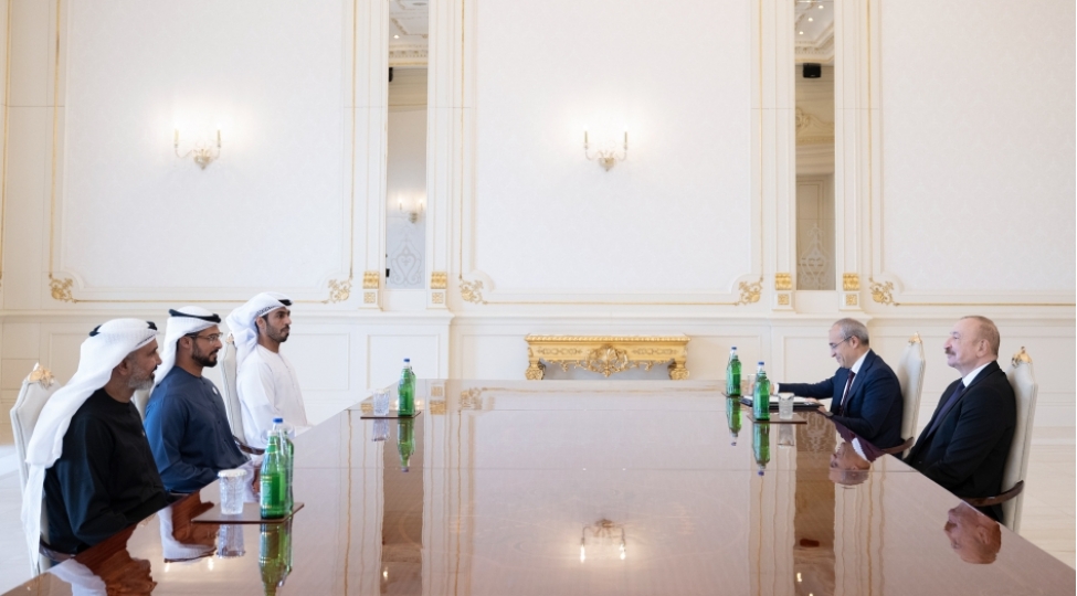 prezident-ilham-eliyev-birleshmish-ereb-emirliklerinin-bir-sira-shirketlerinin-rehberlerini-qebul-edib