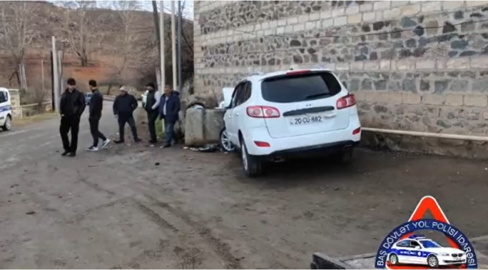 yeniyetme-atasina-mexsus-avtomobille-piyadanin-heyatina-son-qoydu-video