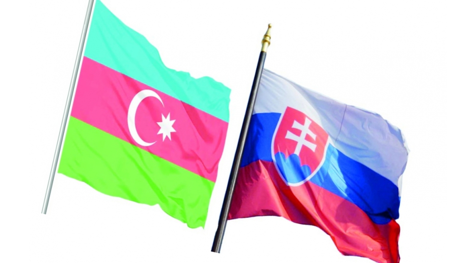 munasibetler-semimi-dialoqa-esaslanir