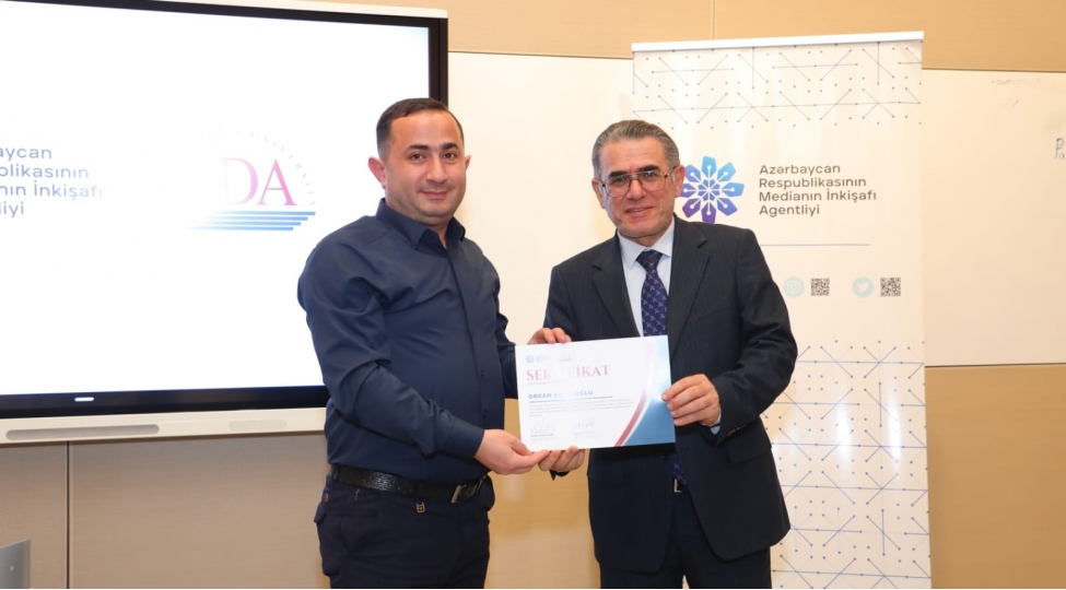 “Storytelling”: müasir publisistikanın yeni narrativləri və aktual trendləri” mövzusunda keçirilən ikigünlük təlim yekunlaşıb