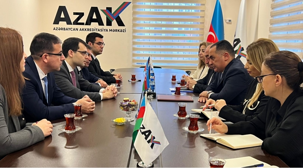 su-ve-meliorasiya-elmi-tedqiqat-institutuna-yeni-akkreditasiyaattestati-teqdim-edilib