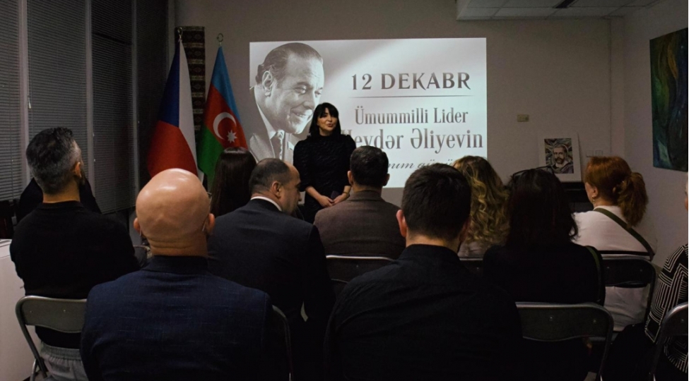 praqada-umummilli-lider-heyder-eliyevin-xatiresi-anilib