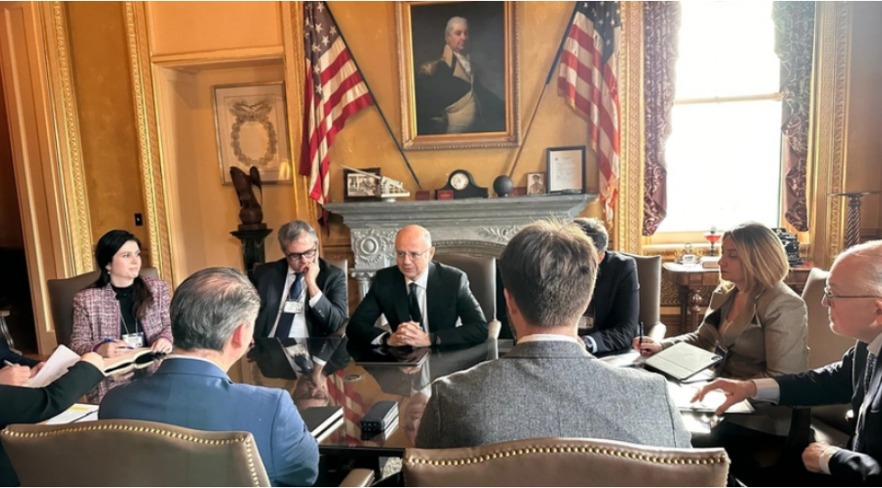 azerbaycan-ve-absh-potensial-sahelerde-emekdashliq-imkanlarina-dair-muzakireler-aparib