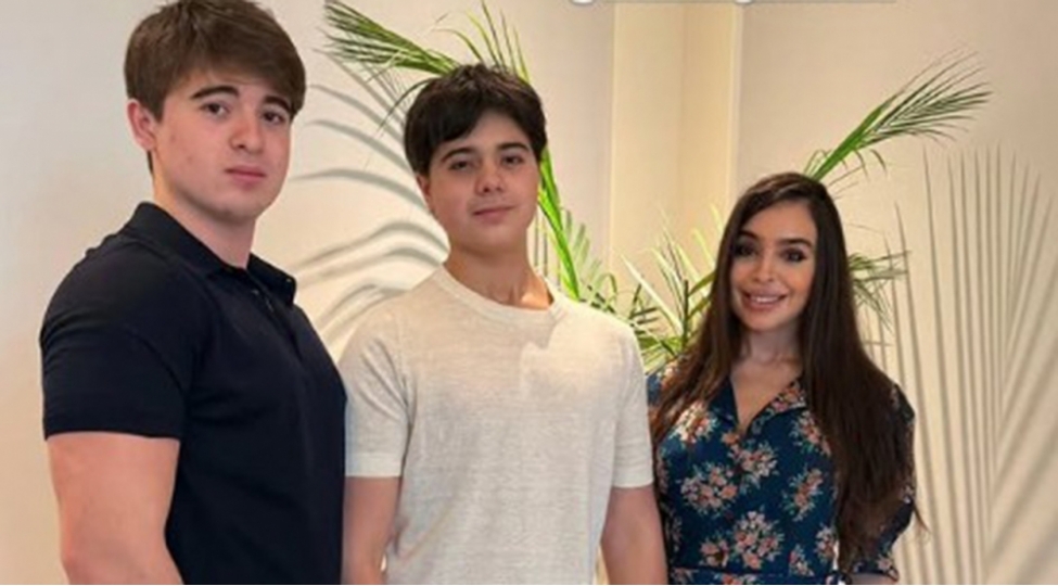leyla-eliyeva-ogullari-ile-foto
