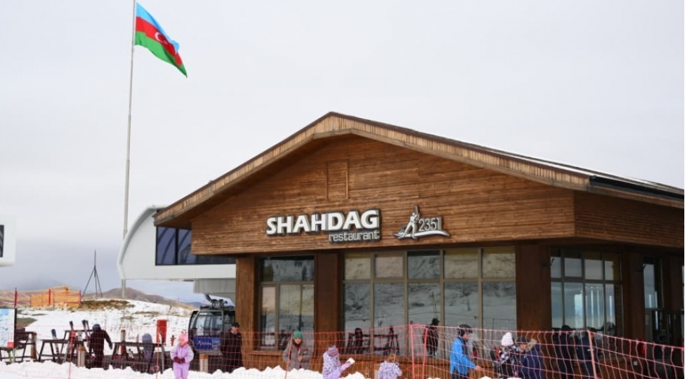 shahdag-turizm-merkezinin-erazisindeki-oteller-3-gunluk-paketler-teklif-edir