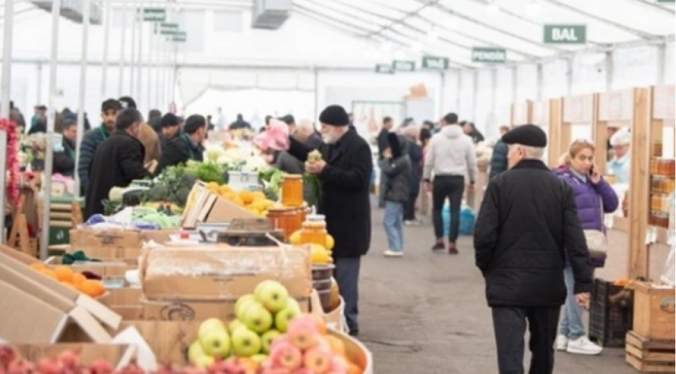 kendden-shehere-yeni-il-yarmarkasi-kechirilir