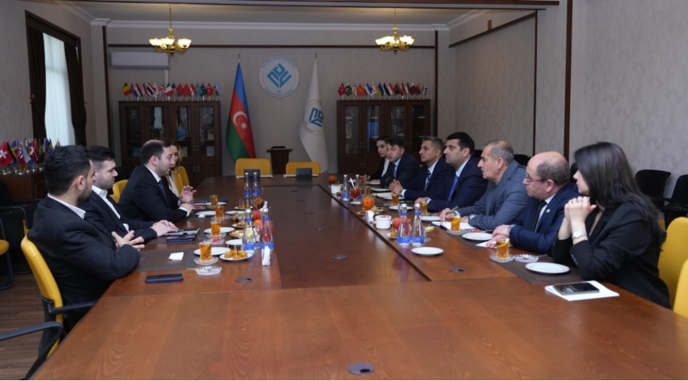 ndu-ile-milli-suni-intellekt-merkezi-arasinda-emekdashliga-dair-memorandum-imzalanib