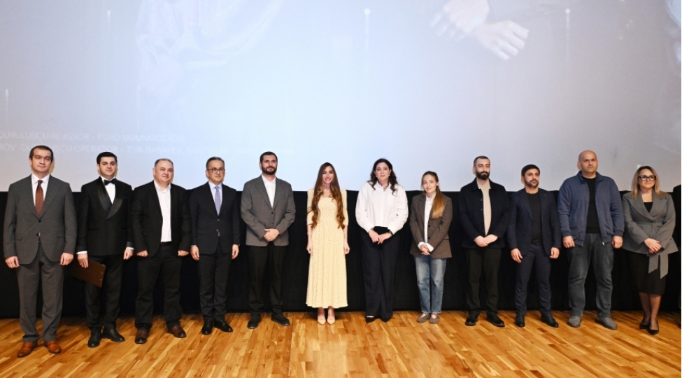 arzu-eliyeva-harmoniya-senedli-filminin-teqdimatinda-ishtirak-edib