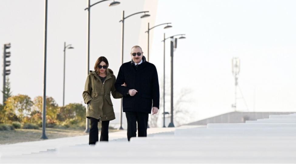 prezident-ve-birinci-xanim-zefer-parkinin-achilishinda-fotolar