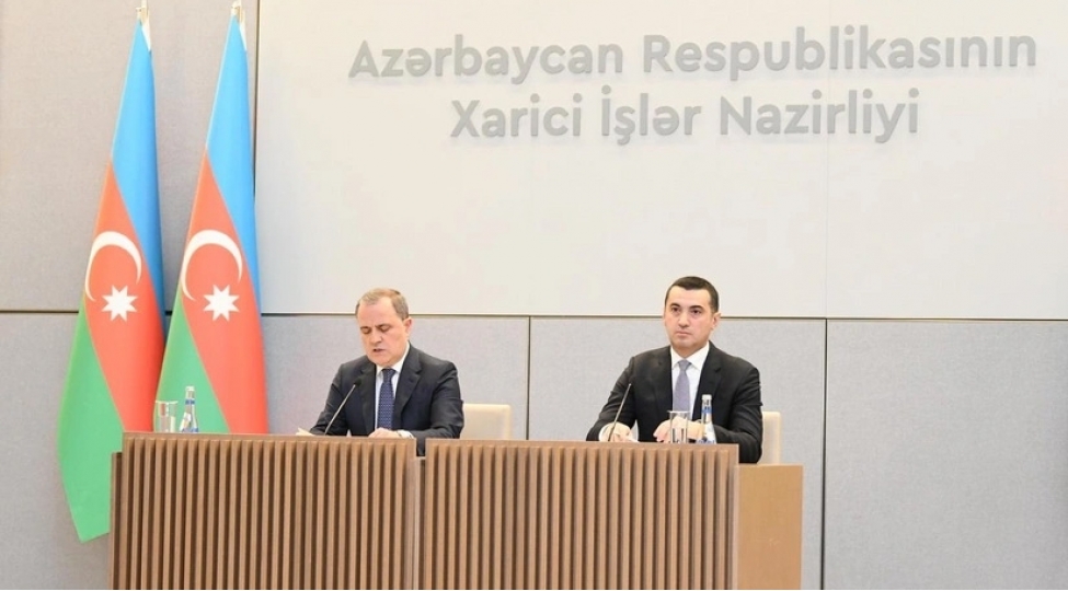 bu-il-azerbaycan-suriyaya-200-ton-humanitar-yardim-gonderib