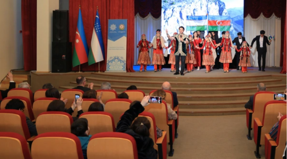 dashkendde-medeniyyet-gucumuzdur-hemreylik-birliyimizdir-adli-bayram-tedbiri-kechirilib