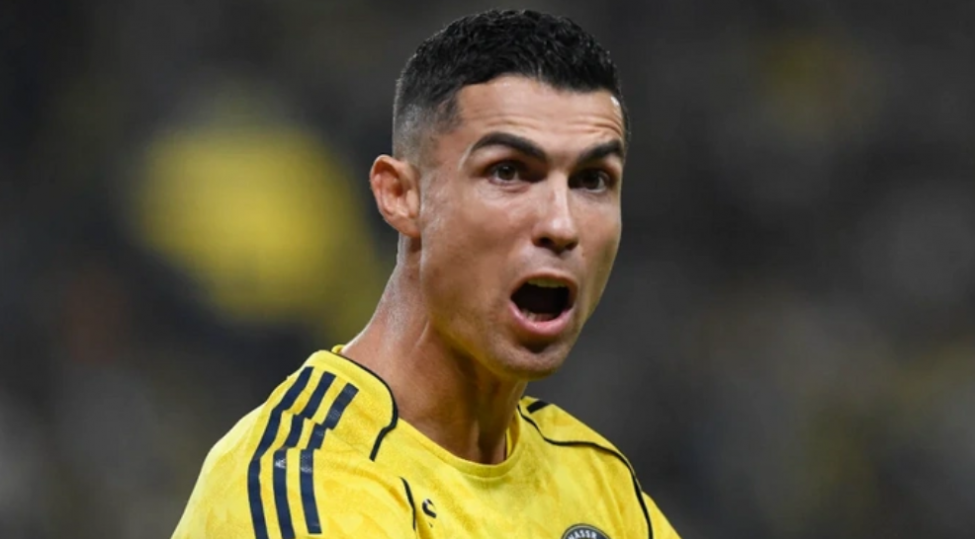 bir-movsumde-40-qol-vurub